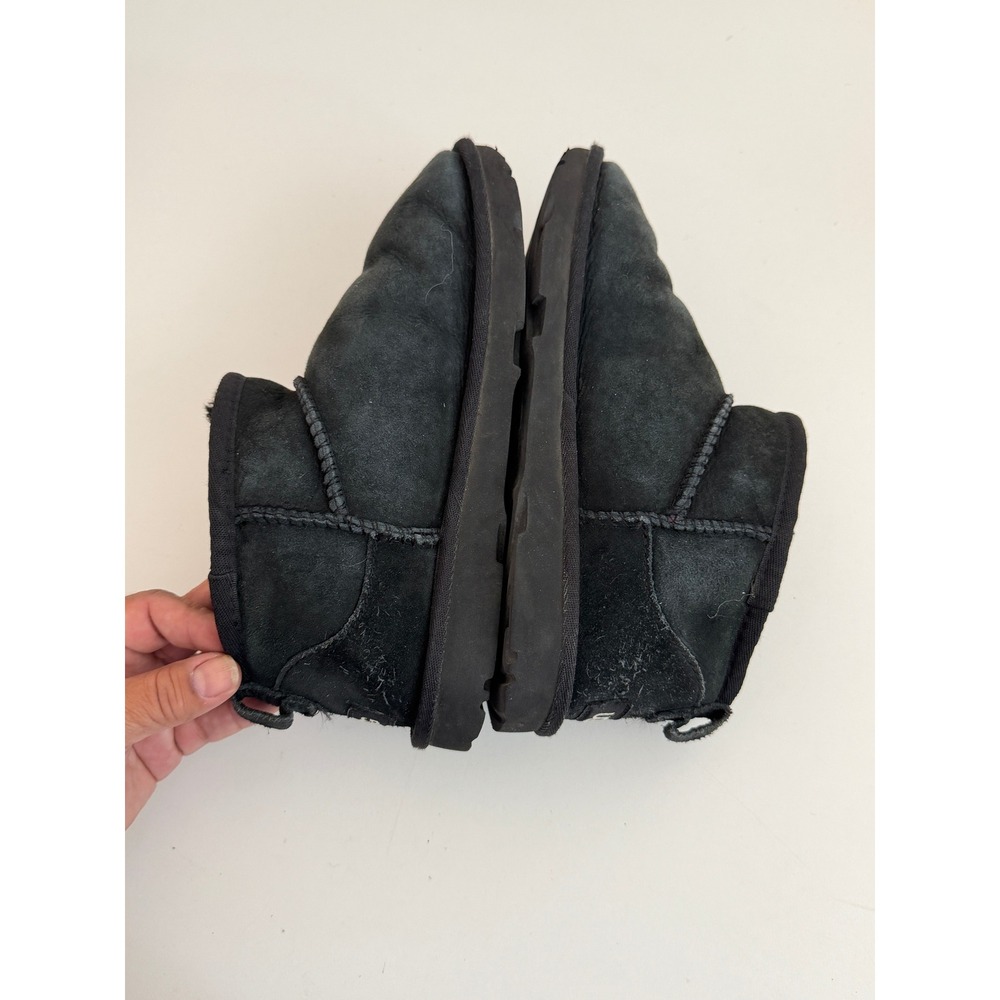 UGG Classic Ultra Mini Black Suede Ankle Boots 1116109 Girls Size 4 - Picture 6 of 8
